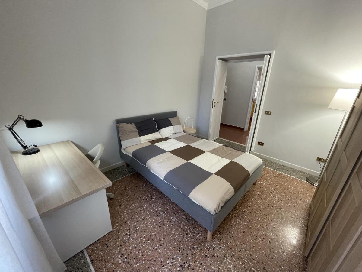 Piazza Vescovio Apartment Рим Екстер'єр фото